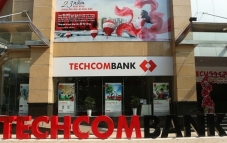 Chưa đầy nửa tháng, các quỹ ngoại đã thoái hơn 10 triệu cổ phiếu Techcombank! Chưa đầy nửa tháng, các quỹ ngoại đã thoái hơn 10 triệu cổ phiếu Techcombank!