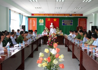 Phó Thủ tướng kiểm tra công tác phòng, chống buôn lậu tại Long An
