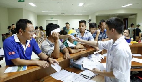 Giá viện phí giảm mạnh từ 15/7/2018
