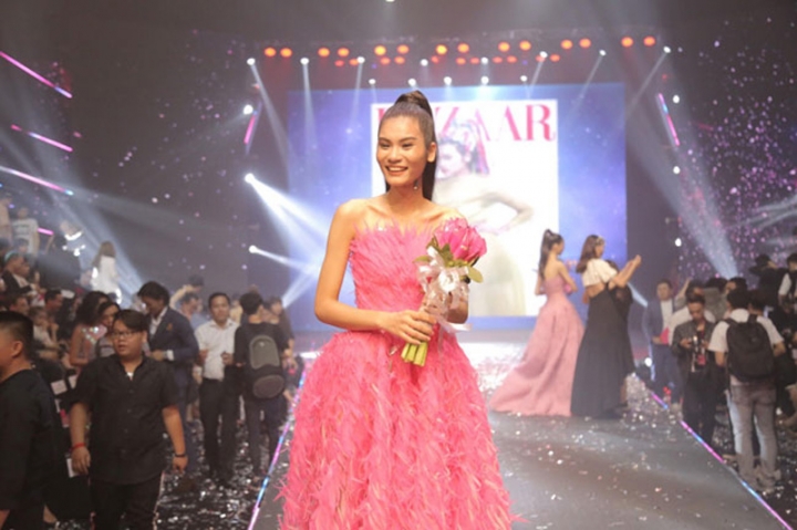 quan quan Vietnam's Next Top Model 2017 kim dung la ai