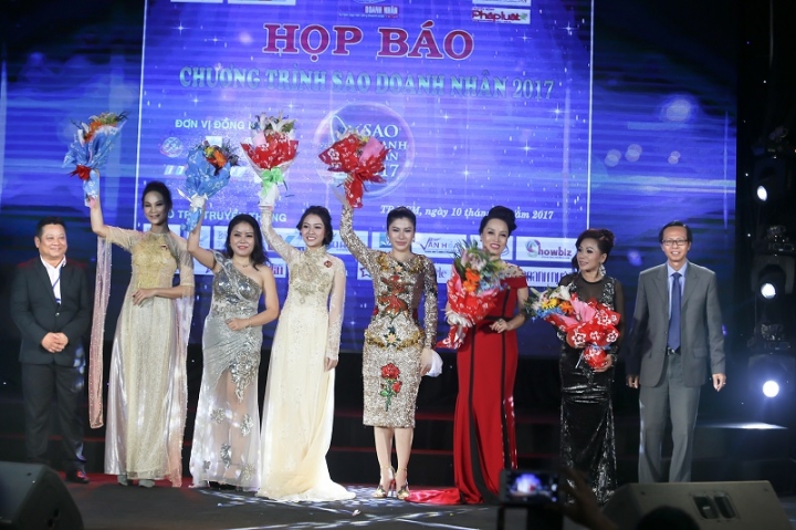 hop bao sao doanh nhan 2017 b