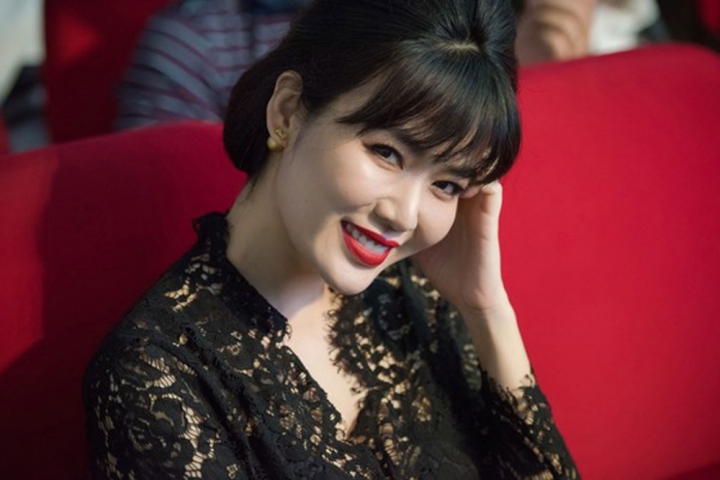 hoa hau thu thuy 3