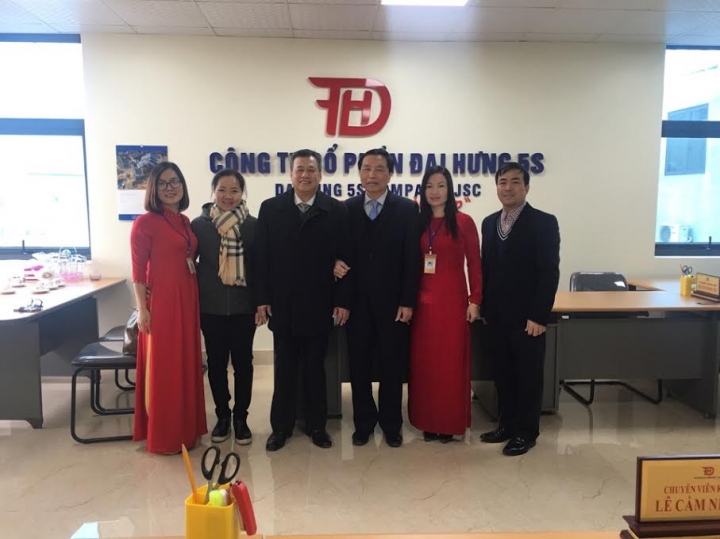 cong ty dai hung 4