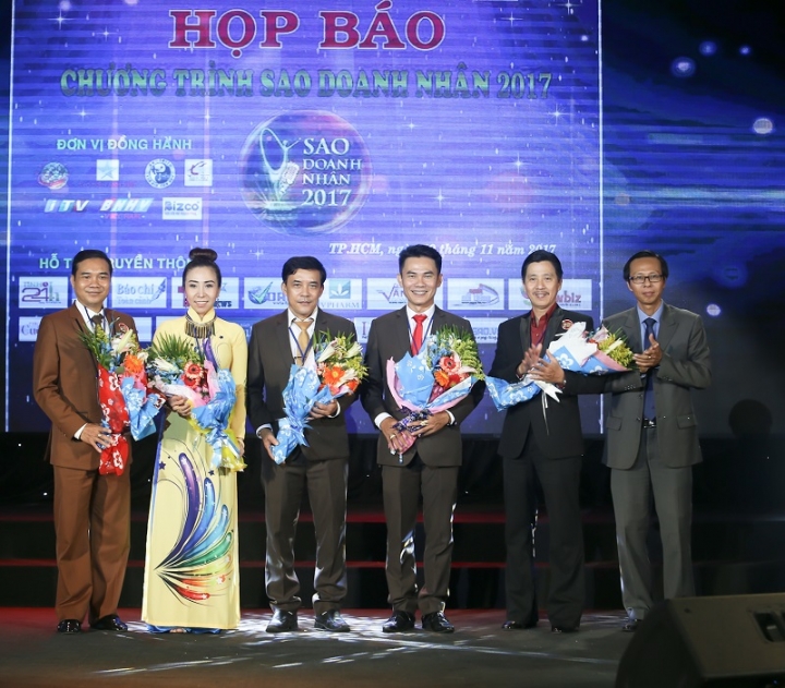 hop bao sao doanh nhan 2017 1