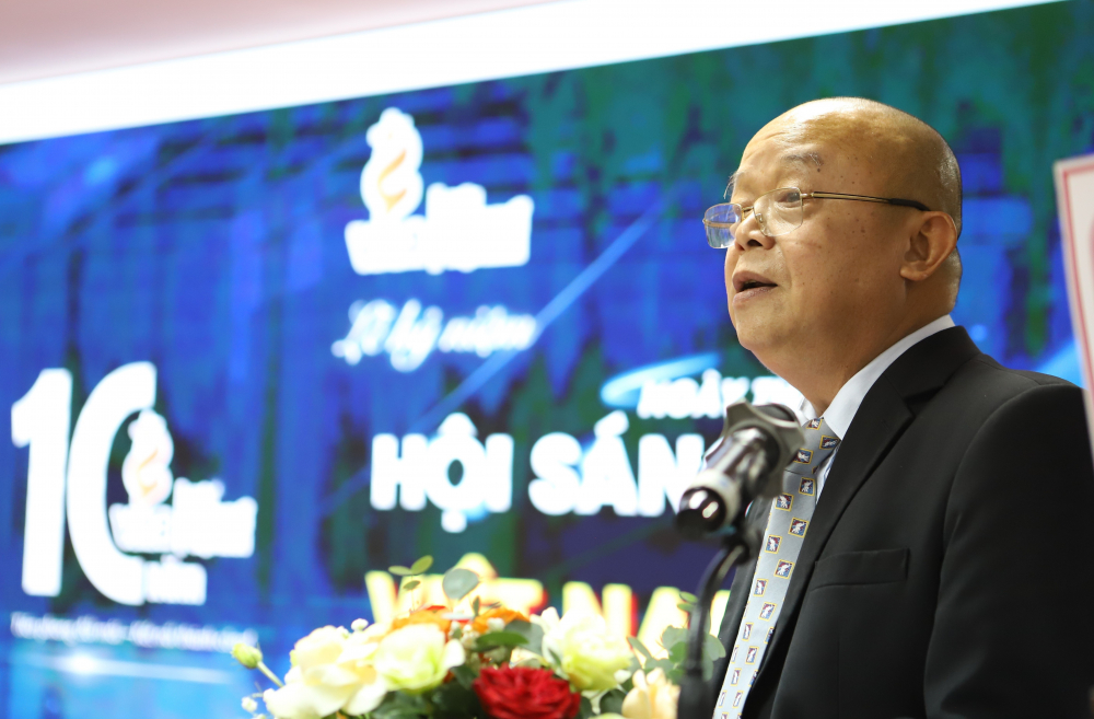 z7251390751894_057171833d10af214be29522b6277bb3