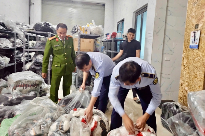 7b5a8f0efbbb60c5b1efdbefefb196c9