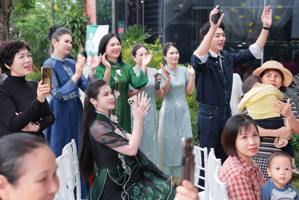 3e573f25b0783c266569 (1)