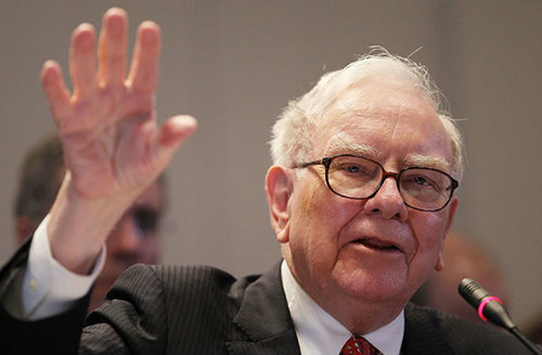 Warren Buffett huong loi khi donald trump dac cu tong thong my