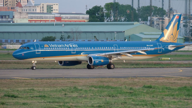 Vietnam Airlines thua nhan hon 30 chuyen bay viet nam trung quoc cham gio