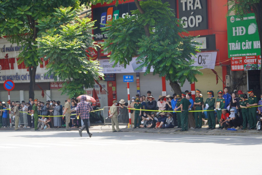 tong bi thu6