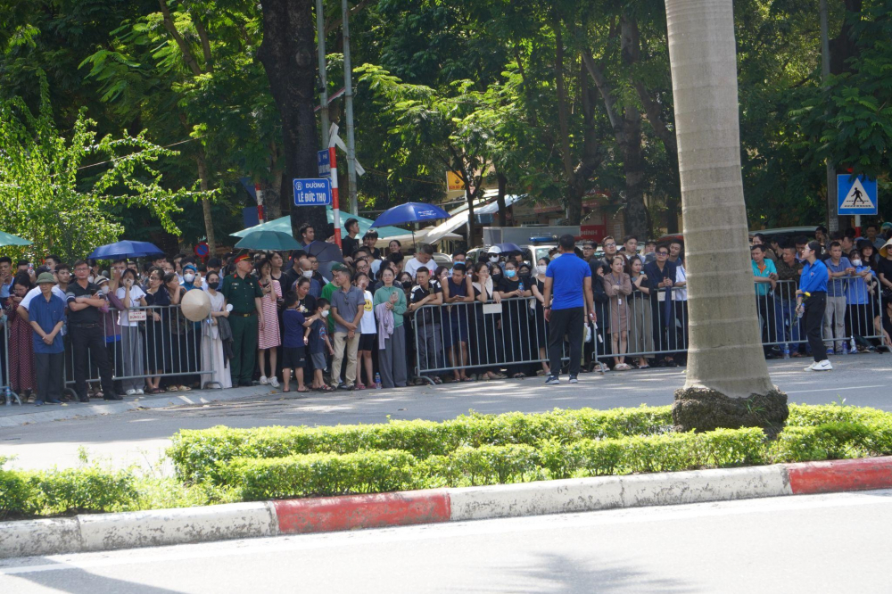 tong bi thu9