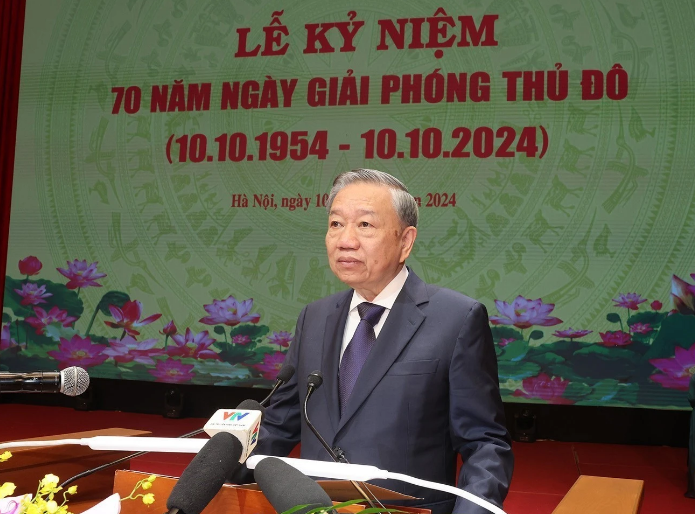 giai phong thu do4