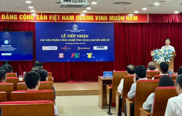ung dung chuyen doi so