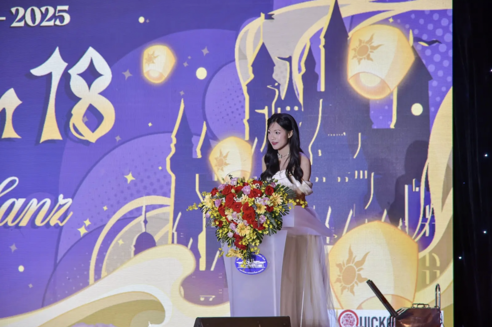 nhan van4