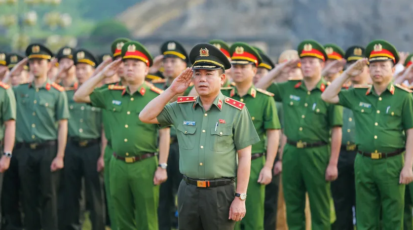 cong an ha noi