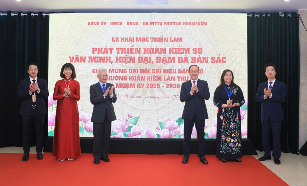 trien lam