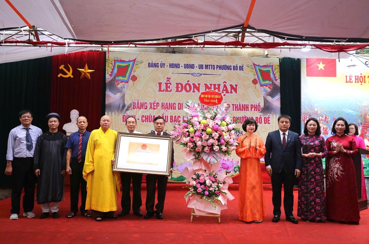 anh-0710-3-175984011546387915503