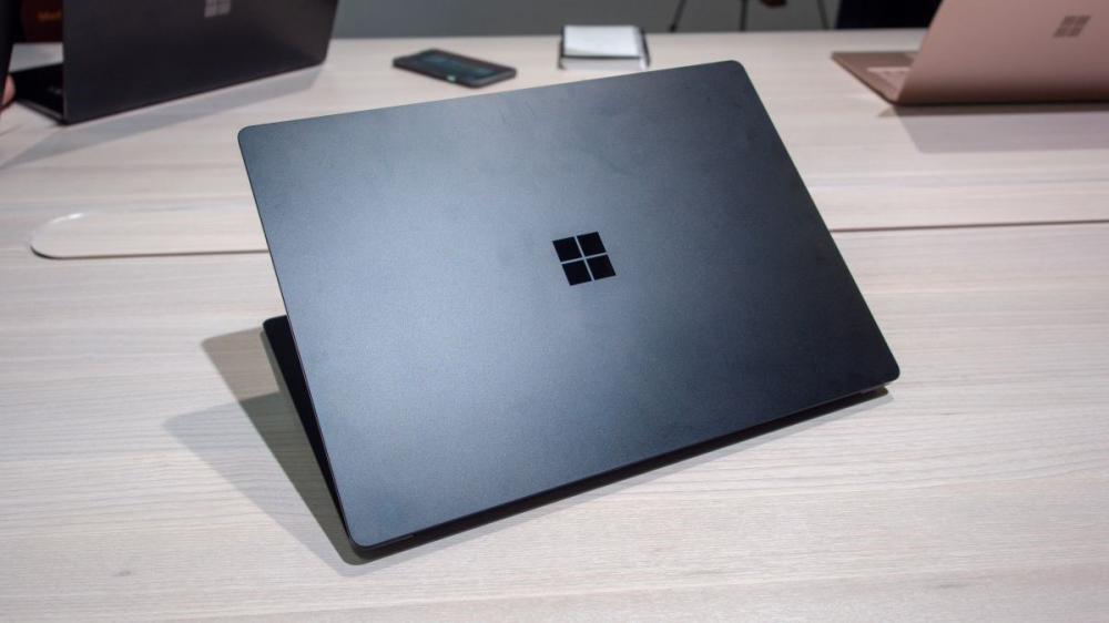 Rò rỉ nhiều thông số kỹ thuật ấn tượng của Microsoft Surface Laptop 4