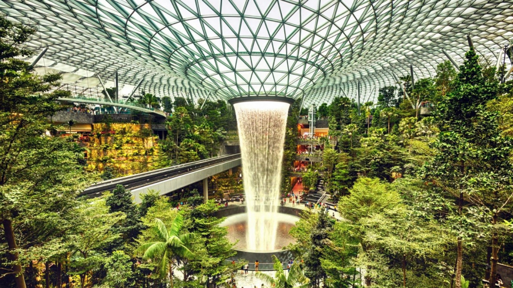 Singapore-Jewel-Changi-Airport-Getty-Featured-Image-1366x768