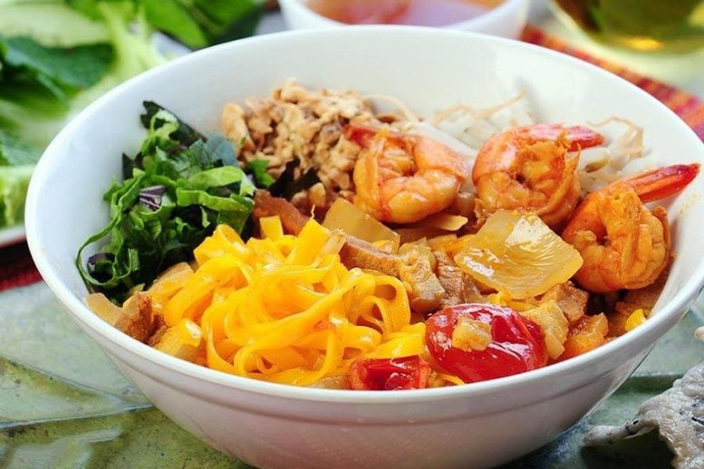 dia-chi-quan-mi-quang-ngon-gan-day-o-quan-hoc-mon-0603-1723522602611364309630