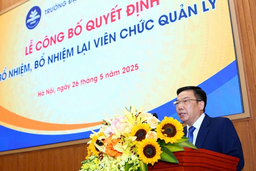 ngu-t-ts-vu-va-n-tie-n-hie-u-tru-o-ng-tru-o-ng-thpt-chuye-n-dhsp-tai-le-nha-m-chu-c20250618112553
