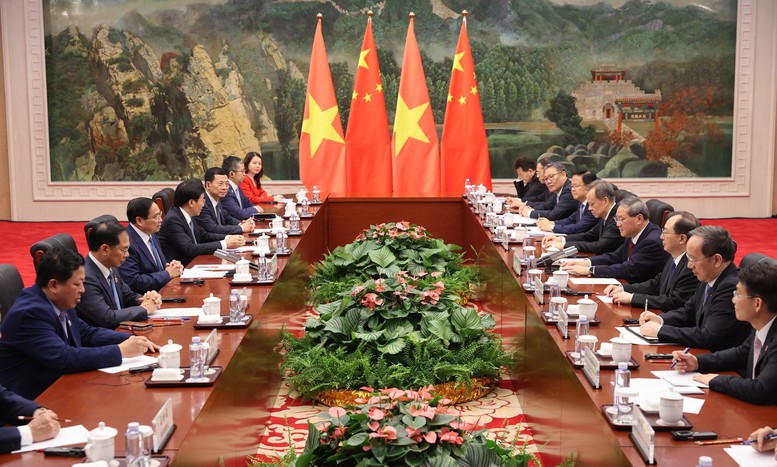 hai-thu-tuong-nhat-tri-danh-gia-quan-he-hai-dang-hai-nuoc-da-co-nhung-buoc-chuyen-manh-me-thuc-chat-voi-nhieu-diem-sang-tich-cuc-17509873982091758075559