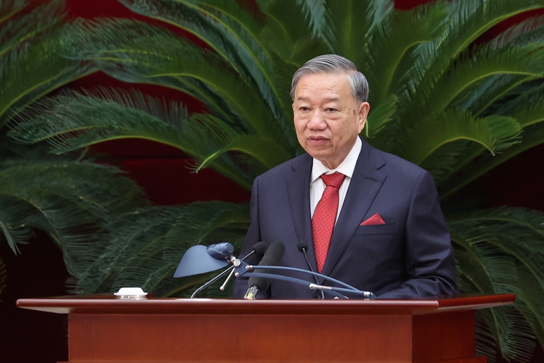 img2330-1759717733249872764406