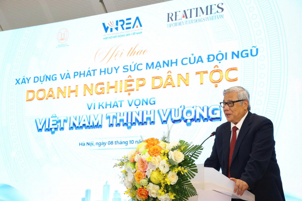 gen-h-z7094502075025_1fd0fc1329e196106904bd69e72610ac