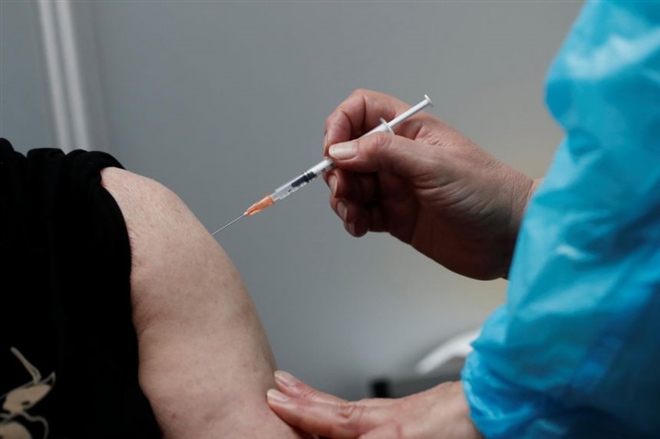 1. vaccine-12052557