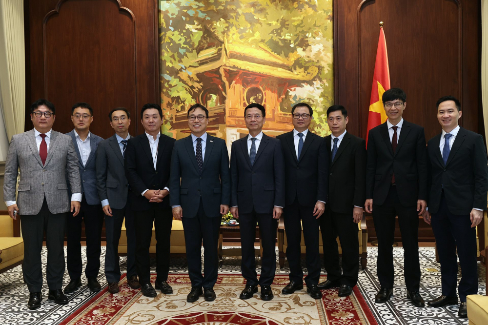 bo-truong-nguyen-manh-hung-tiep-dai-su-han-quoc