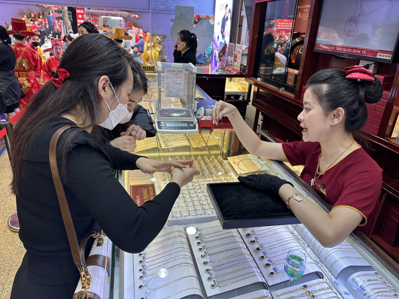Mua vang