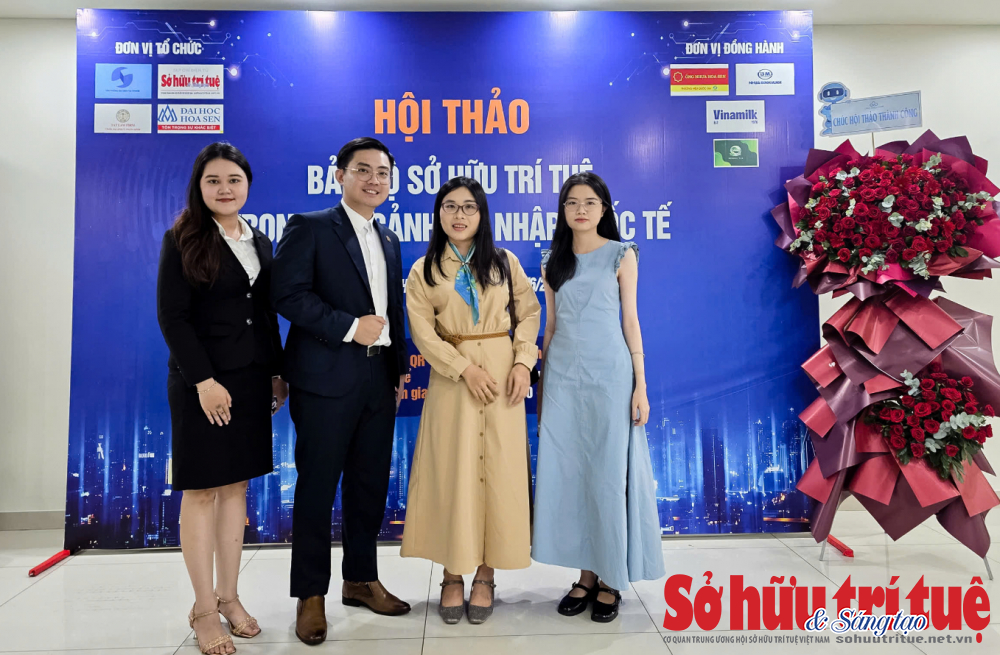 hoi thao