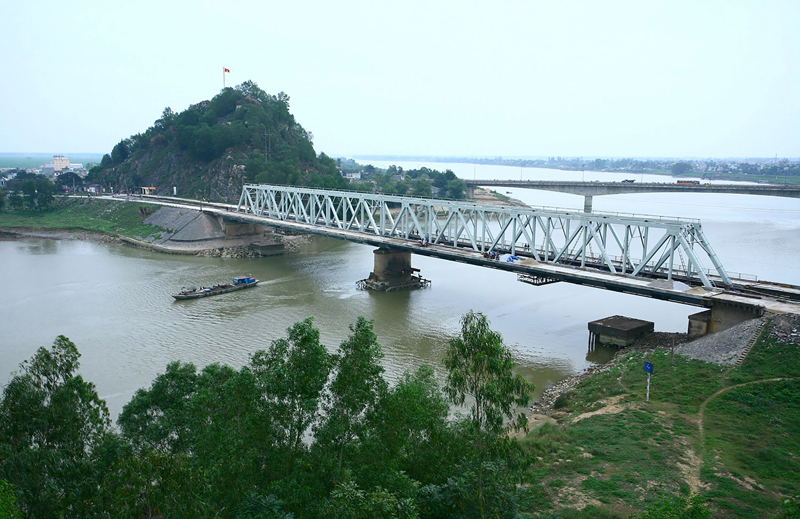 1511Thanh-Hoa-Cau-Ham-Rong