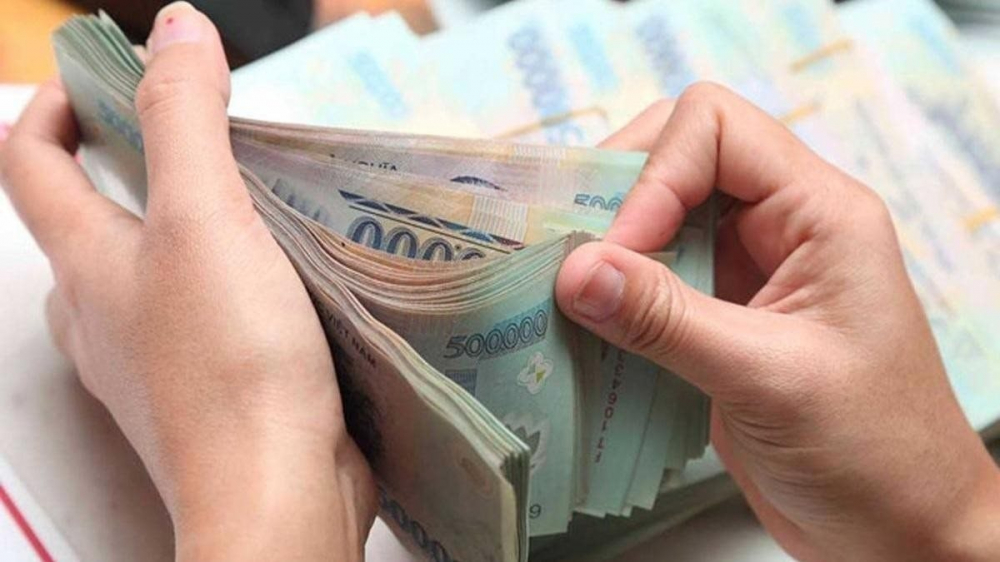 tien-luong-cua-can-bo-cong-chuc-se-la-bao-nhieu-khi-luong-co-so-tang-len-1800000-dongthang-20221024141814_87299
