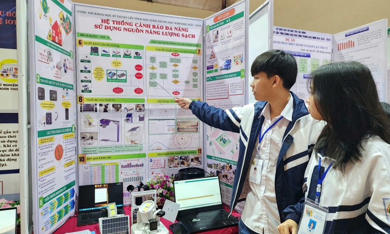 hocsinh-1759655175162868724736