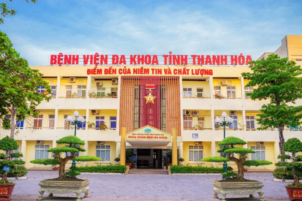 anh-khoa-kham-benh-bvdk-tinh-thanh-hoa-1024x682