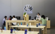Huawei sẽ hoàn tiền nếu điện thoại không vào được Google, Facebook? Huawei sẽ hoàn tiền nếu điện thoại không vào được Google, Facebook?