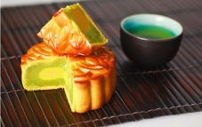 Làm sao để chọn được bánh Trung thu đảm bảo chất lượng giữa nạn bánh bẩn đang tràn lan trên thị trường? Làm sao để chọn được bánh Trung thu đảm bảo chất lượng giữa nạn bánh bẩn đang tràn lan trên thị trường?