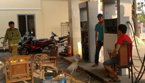 Lập biên bản nhiều cây xăng ngưng bán hàng