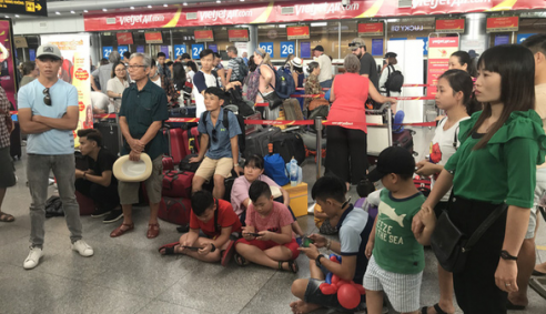 VietJet nói gì về vụ hơn 100 chuyến bay bị hoãn, hủy
