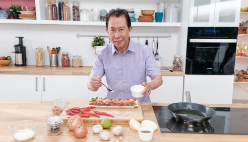 AFC: Martin Yan và món ngon châu Á