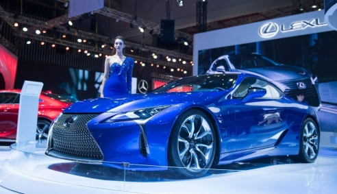 Lexus 'gặp khó' tại Việt Nam, 3 tháng liên tiếp kinh doanh 'lao dốc'