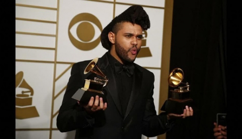 Sau khi thắng giải Grammy, The Weeknd bị tố đạo nhạc