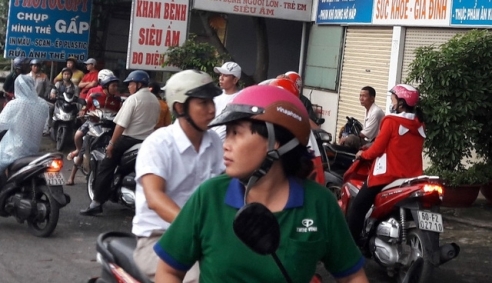 Những góc khuất bên trong một số phòng khám tư nhân