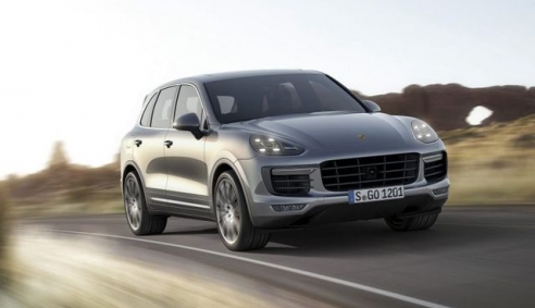 Triệu hồi gần 100.000 xe Porsche Cayenne và Panamera do lỗi hộp số