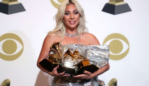 Hit đình đám Shallow bị tố đạo nhạc, Lady Gaga đứng trước nguy cơ ra tòa