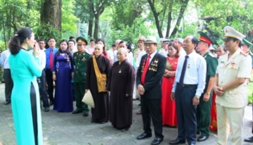 Gây ô nhiễm, ông chủ Công ty Vicenza vẫn là điển hình tiên tiến!?