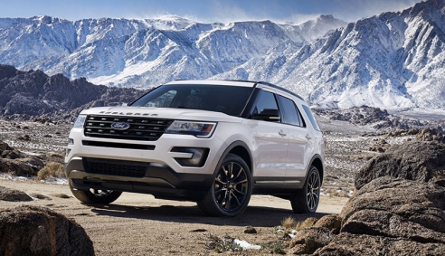 Ford Explorer 'dính' lỗi cạnh ghế sắc, gây thương tích cho người lái