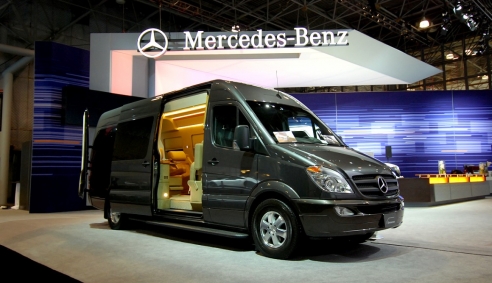 Daimler triệu hồi hàng trăm ngàn xe diesel của Mercedes-Benz