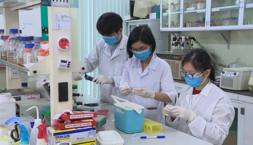 Anh mở quỹ tài trợ nghiên cứu về COVID-19 tại Việt Nam